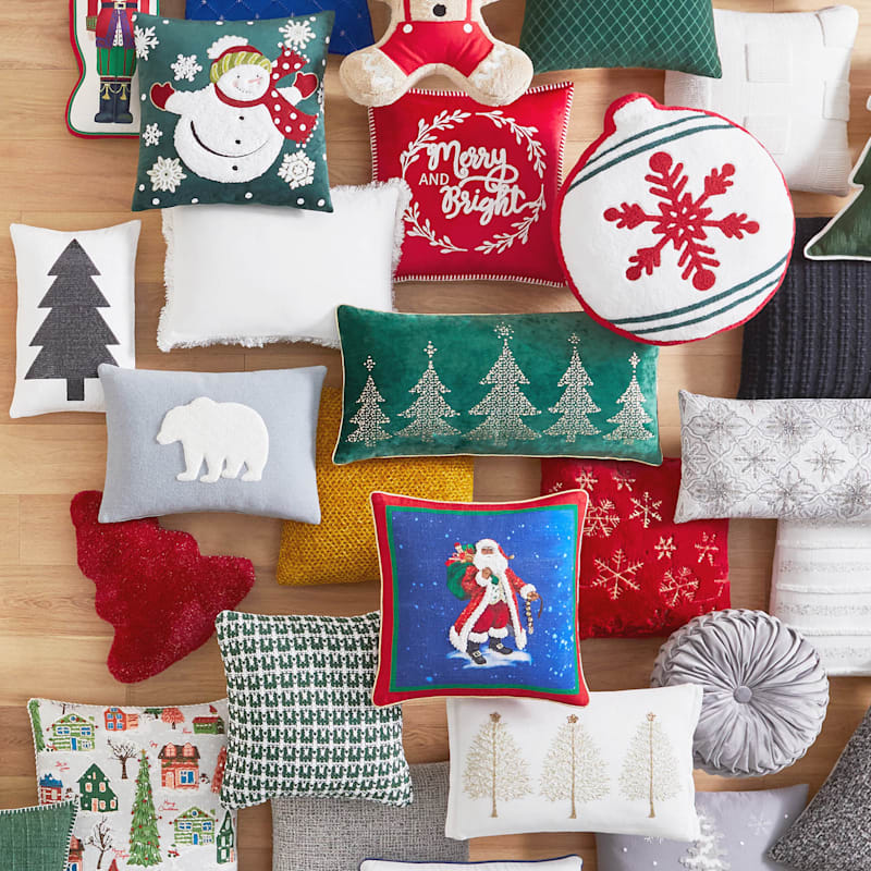 28 Christmas Throw Pillows That Embody the Holiday Spirit