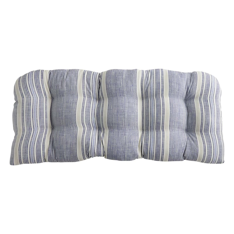 Outdoor wicker 2025 settee cushions