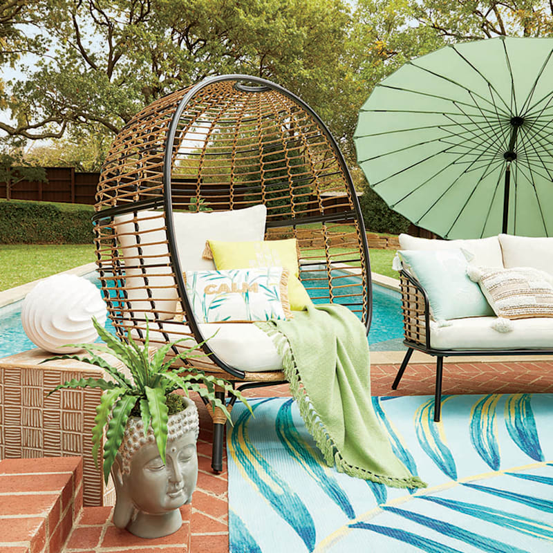 Oversized patio store chair