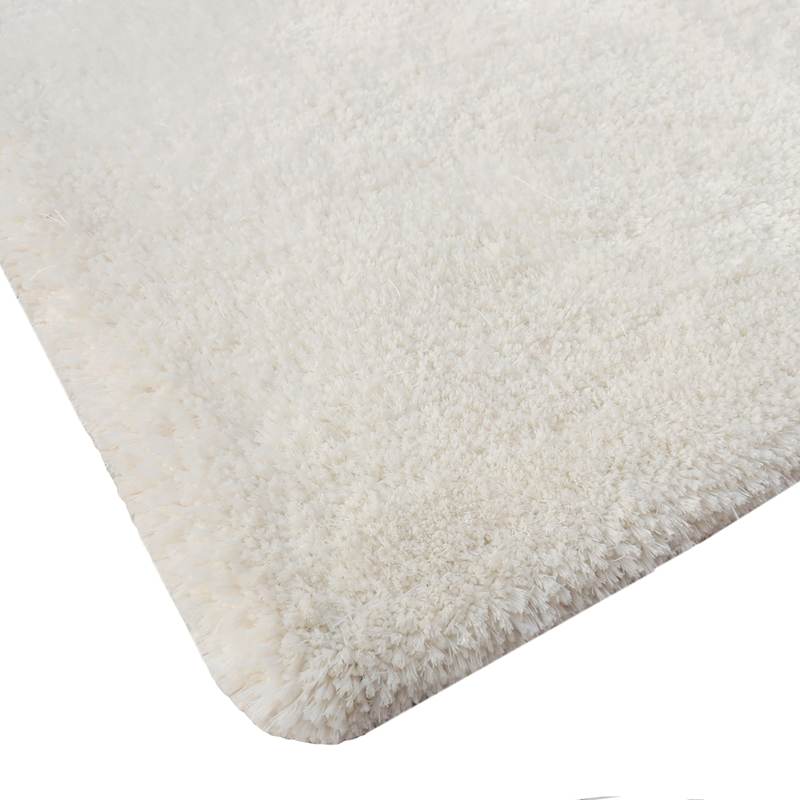 Ivory Textured Tufted Shag Accent Rug, 27x45