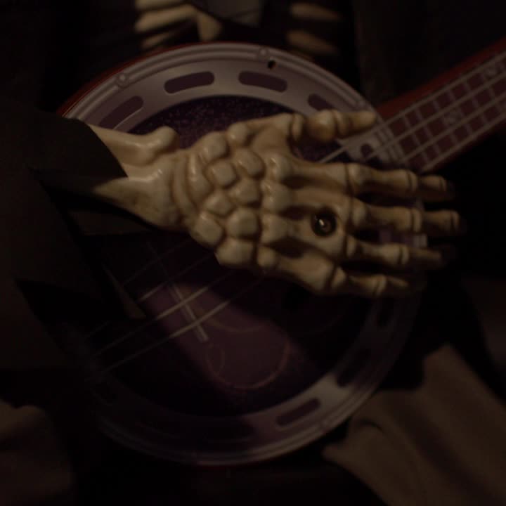 Video of Animated Cowboy Playing Banjo, 38"'